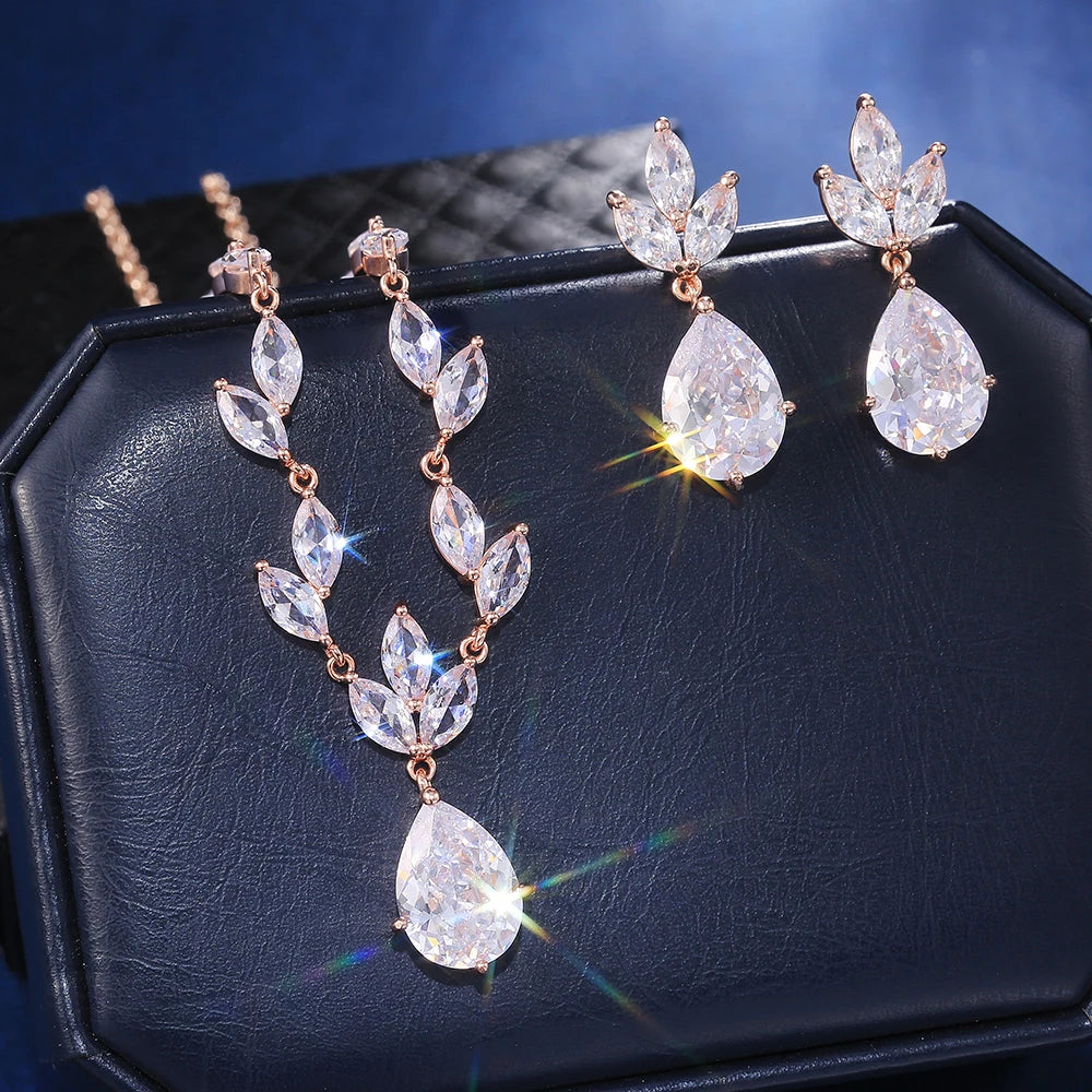 Conjunto Colar e Brincos Pérola CZ Grande Huitan - Noiva e Casamento