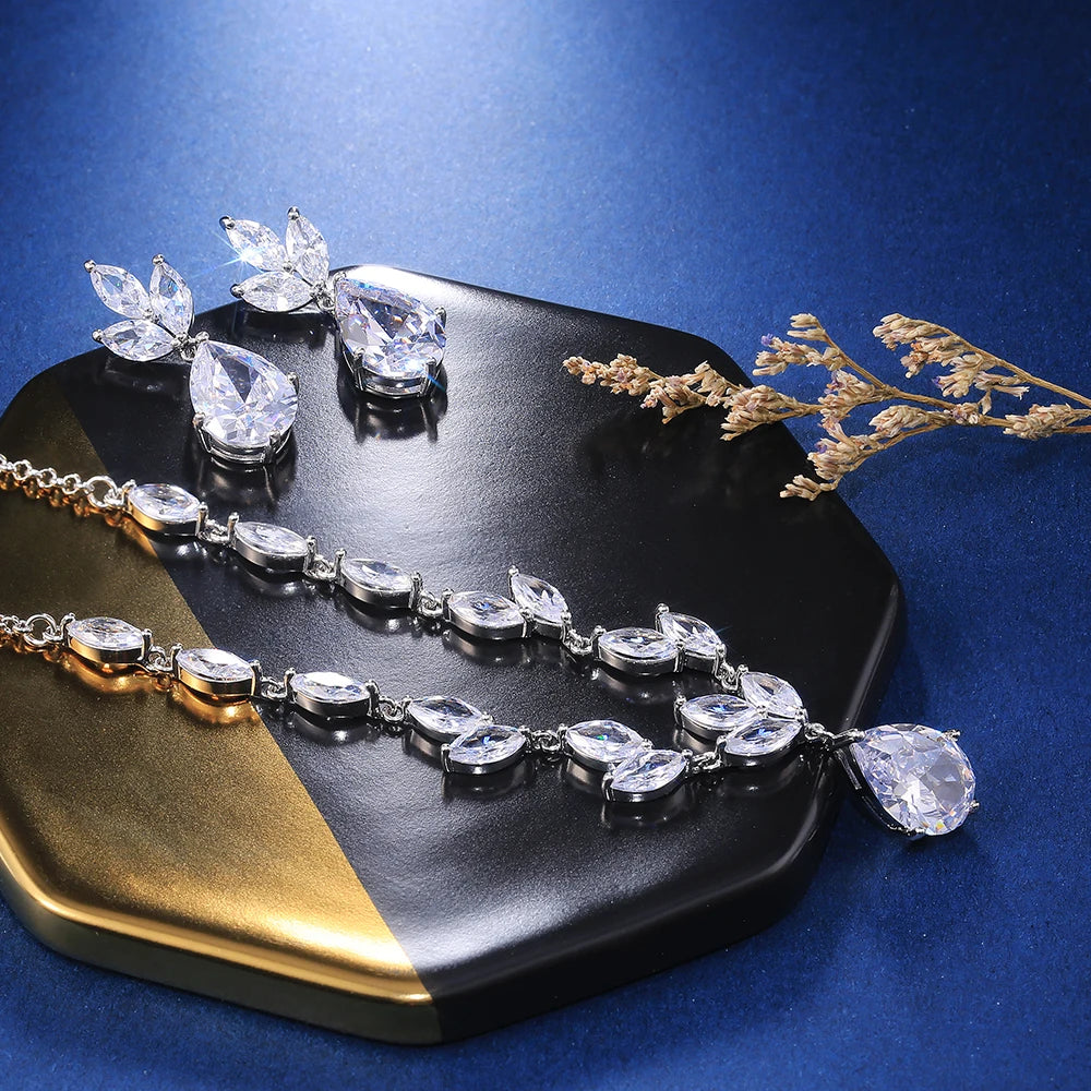 Conjunto Colar e Brincos Pérola CZ Grande Huitan - Noiva e Casamento