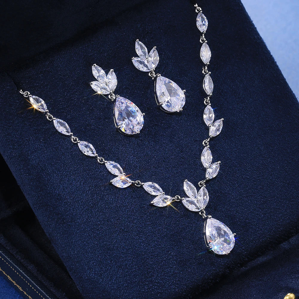 Conjunto Colar e Brincos Pérola CZ Grande Huitan - Noiva e Casamento