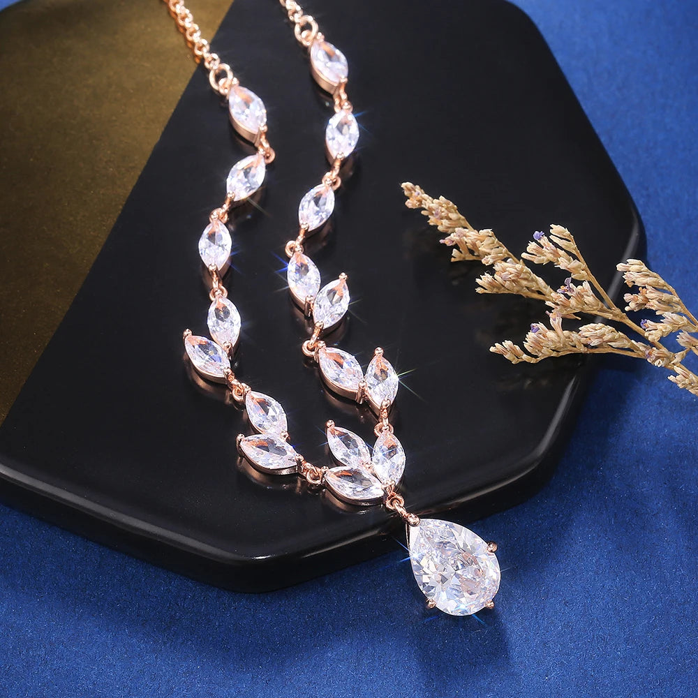 Conjunto Colar e Brincos Pérola CZ Grande Huitan - Noiva e Casamento