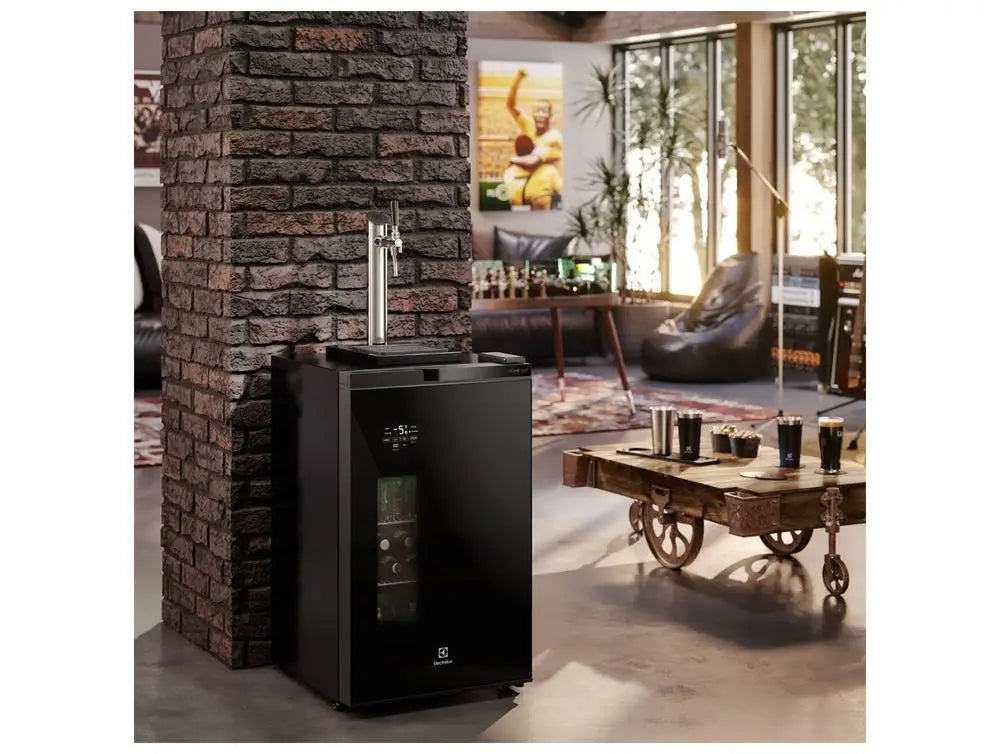 Electrolux Home Bar EB10C Vertical Black 108,5L Frost Free Brewer – 220V