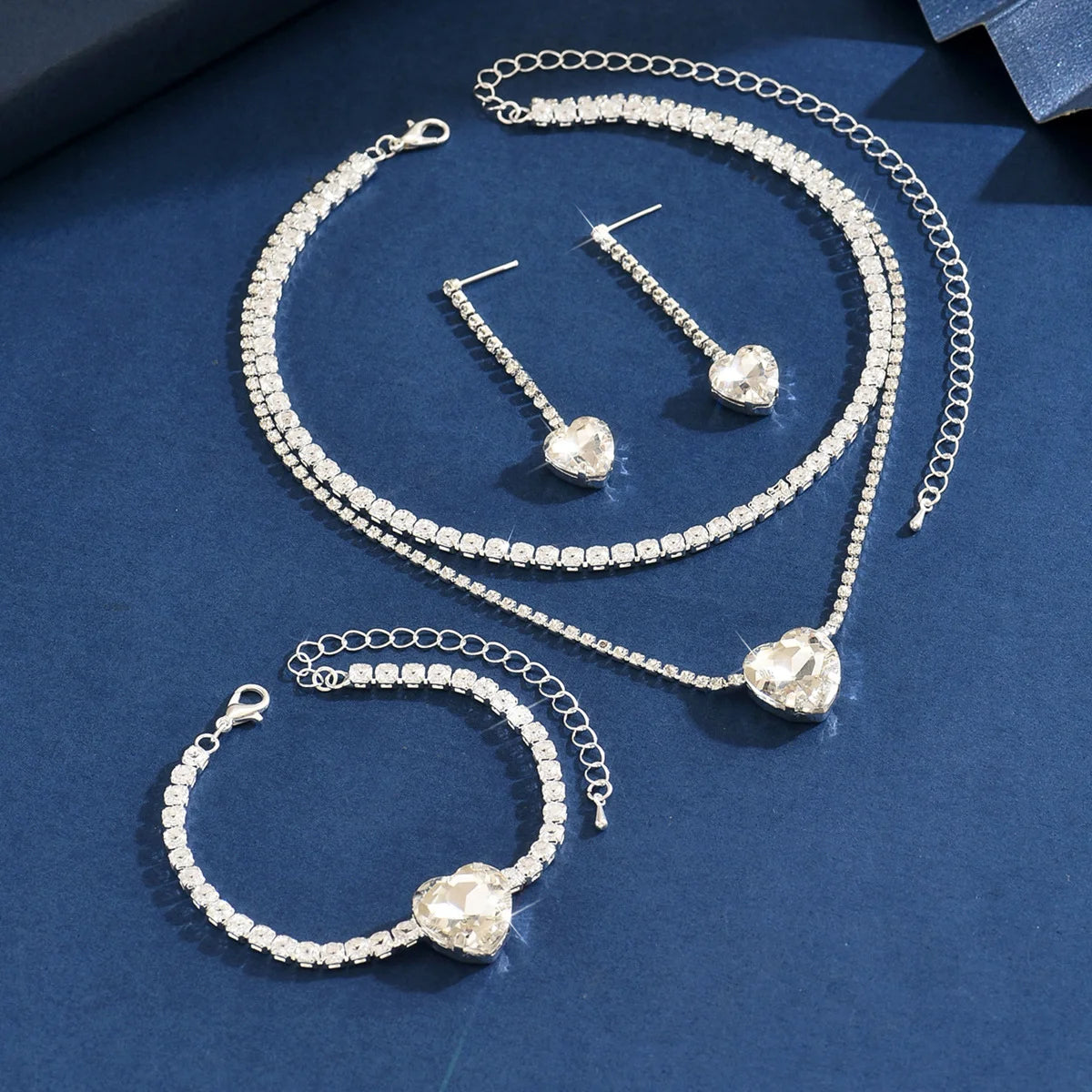 Conjunto 3 Peças Coração Diamante KATARIAN - Colar, Brincos e Pulseira