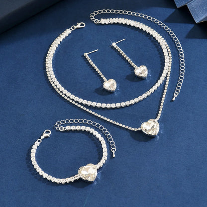 Conjunto 3 Peças Coração Diamante KATARIAN - Colar, Brincos e Pulseira